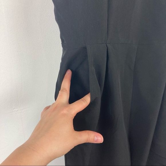 Forever 21 Black Cutout back Jumpsuit Size Medium - Picture 6 of 12